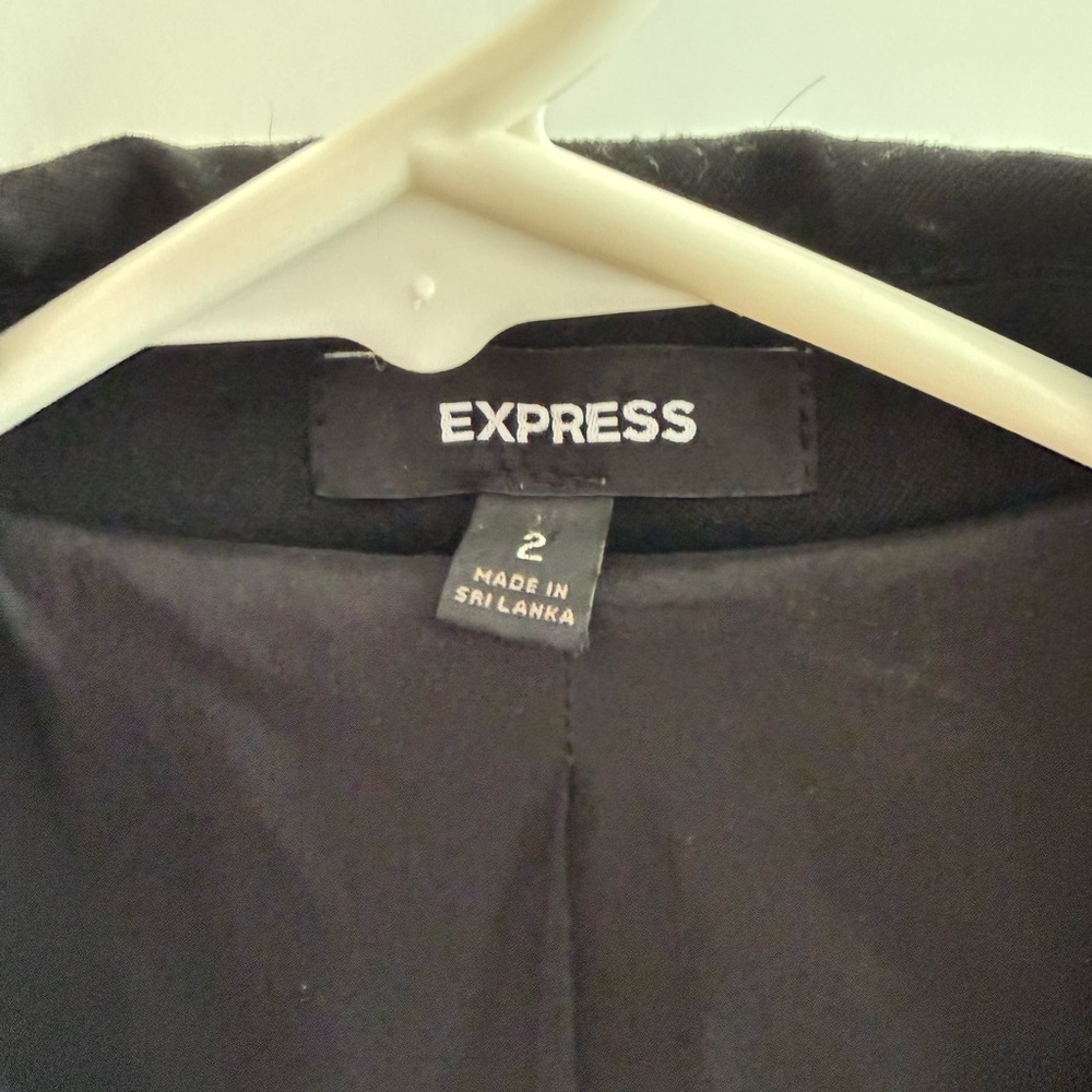 Express Women's Classic Black blazer size 2 - Picture 2 of 9